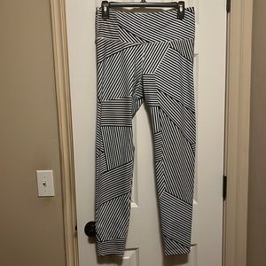 Old Navy Active Leggings